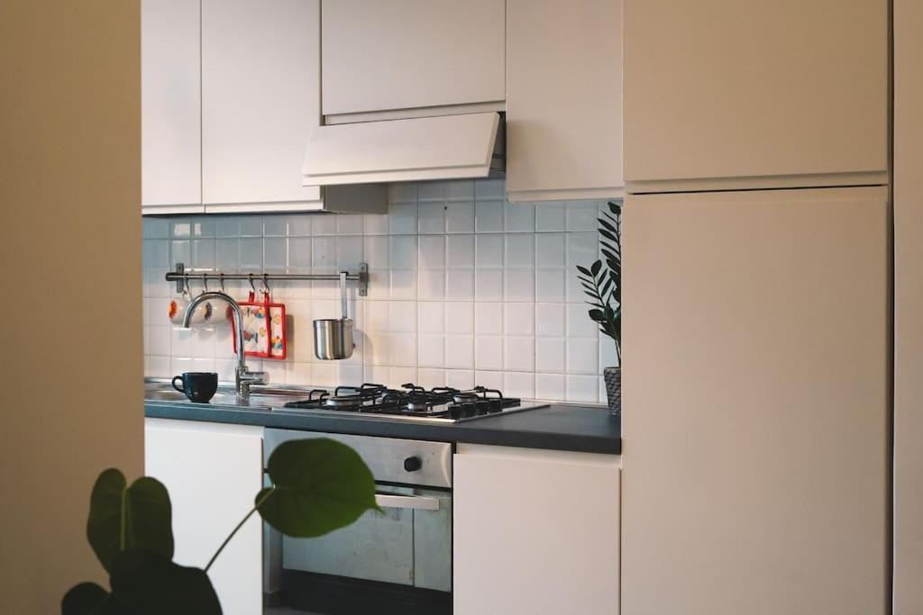 Vaticano/Trastevere Floreal Suite โรม ภายนอก รูปภาพ